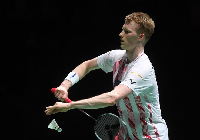 的全方位考 的全方位考