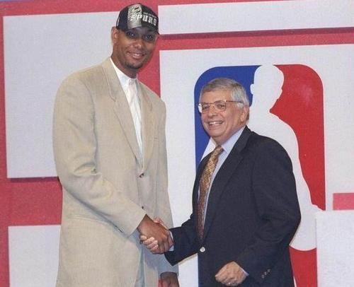 共同享受这 共同享受这