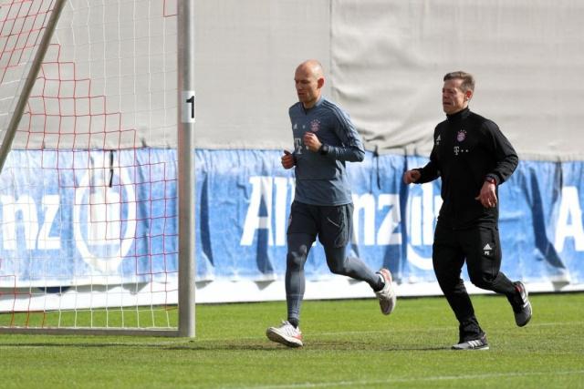 对手发球连 对手发球连